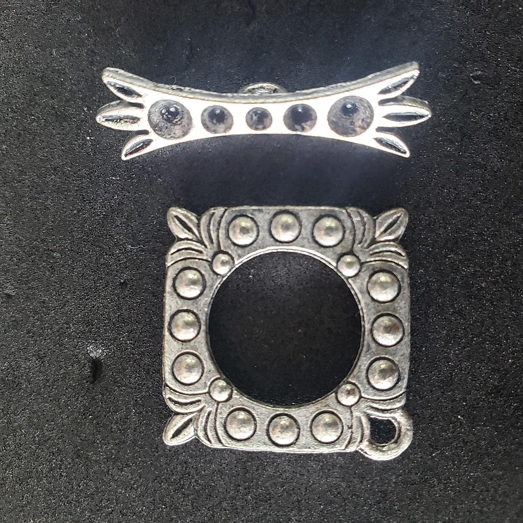 BROCHES PARA COLLARES 