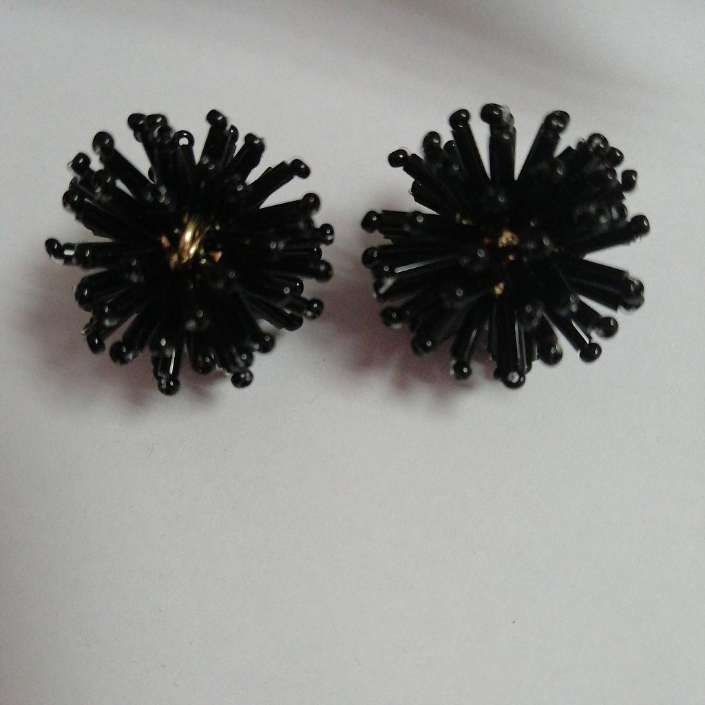 PAR ACCESORIO MOSTACILLA