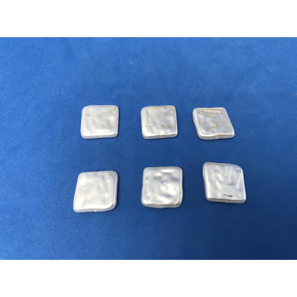 PERLA ACRILICA CUADRADA 16MM 12PCS