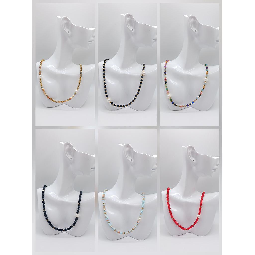 COLLARES TERMINADOS CON PERLAS Y PIEDRAS