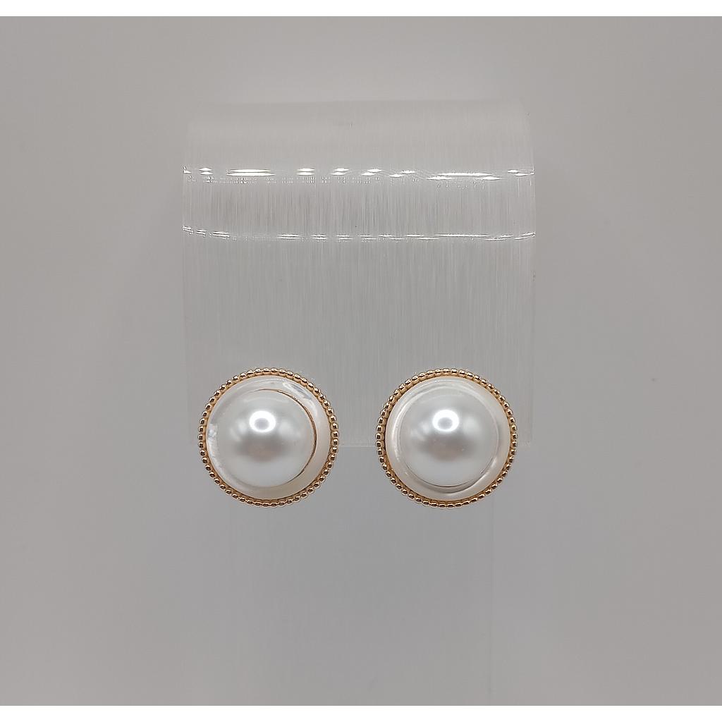 ARETE CON PERLA DE ELECTROENCHAPADO 18K 18MM