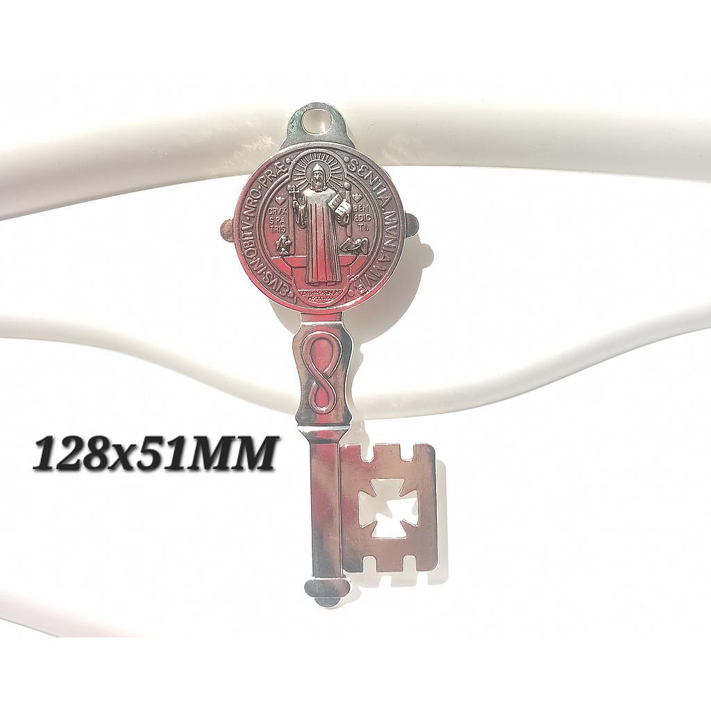 DIJE SAN BENITO EN FORMA DE LLAVE 128MM