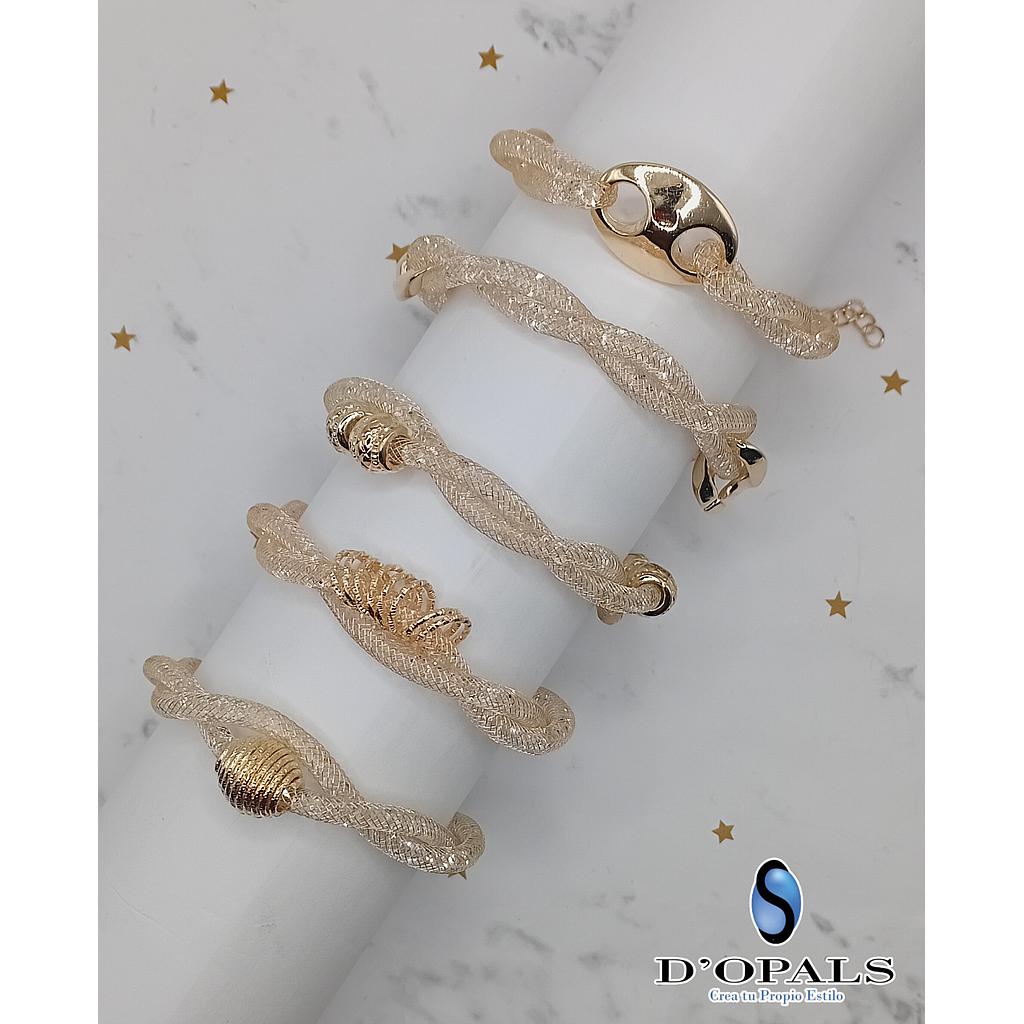 BRAZALETES DE CORDON MANGUERA Y CRISTALES