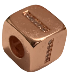 SEPARADOR LETRA I CUBICA  14X14MM