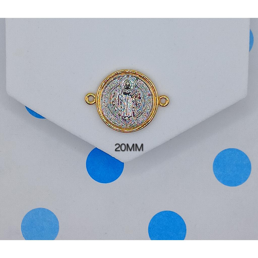 DIJE DE SAN BENITO MICROCIRCONIA 20MM