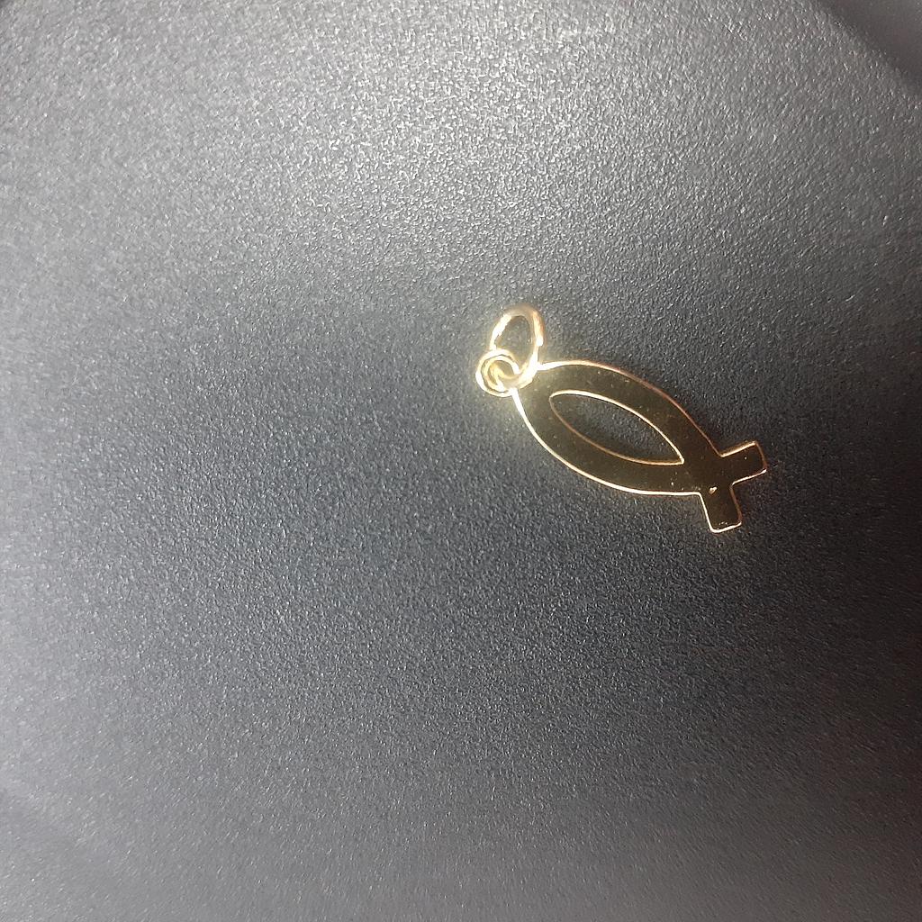 DIJE PEZ DE PLATA