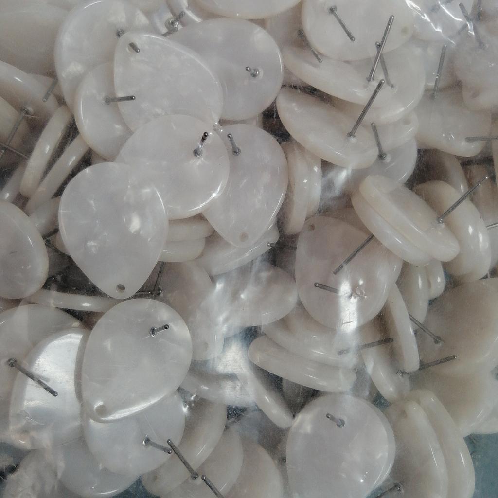 PATENTES ACRILICO 18X23MM 40 PIEZAS