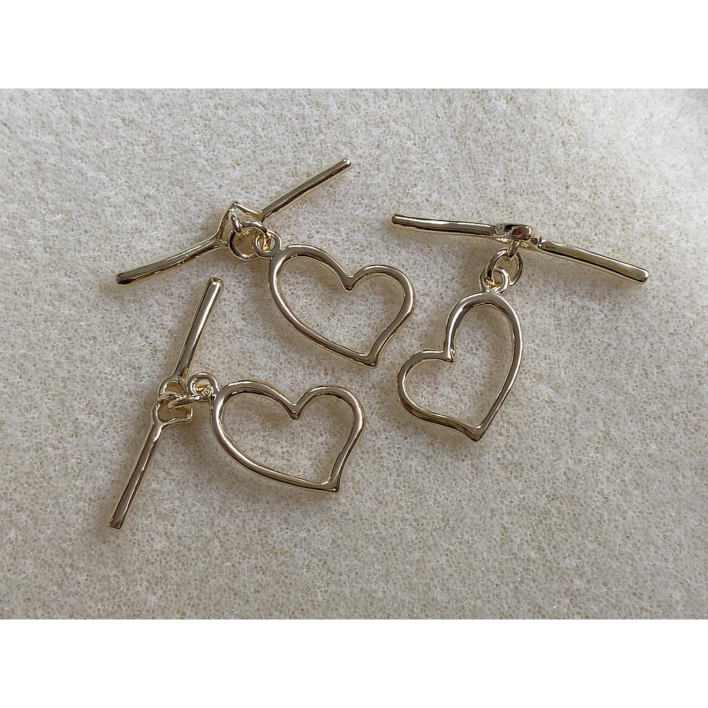 BROCHE FORMA CORAZON GOLDPLATED