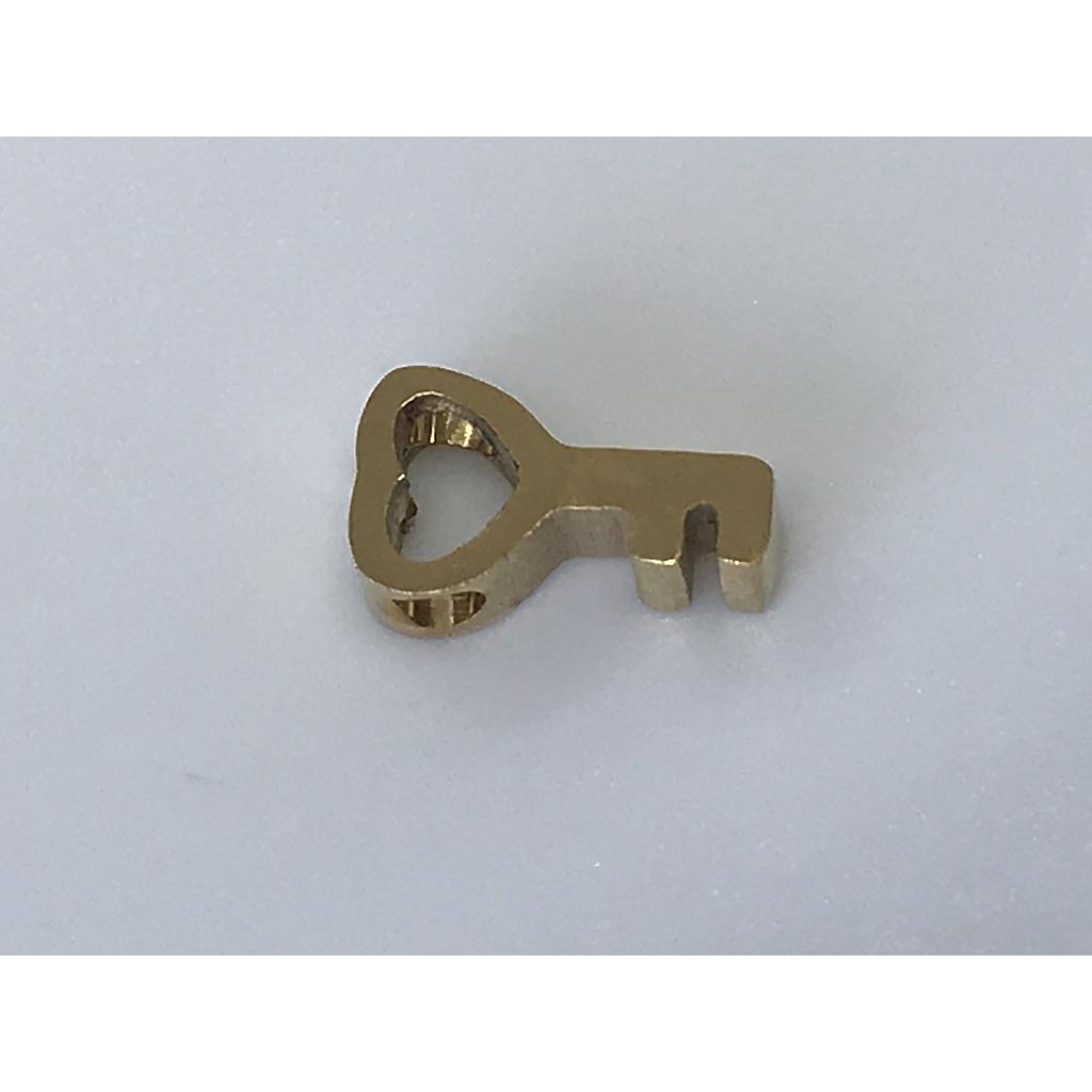 DIJE LLAVE CORAZON ACERO