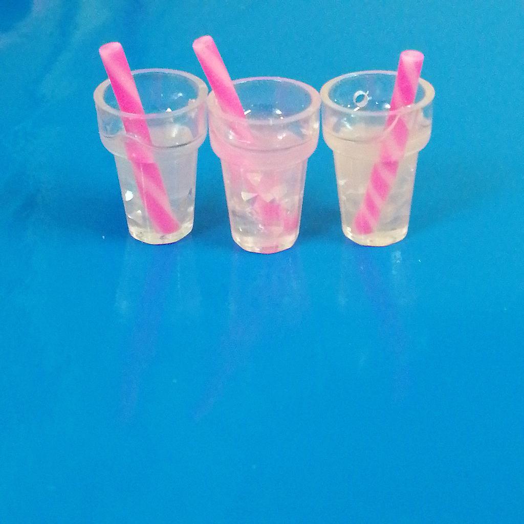 DIJE VASOS ACRILICOS