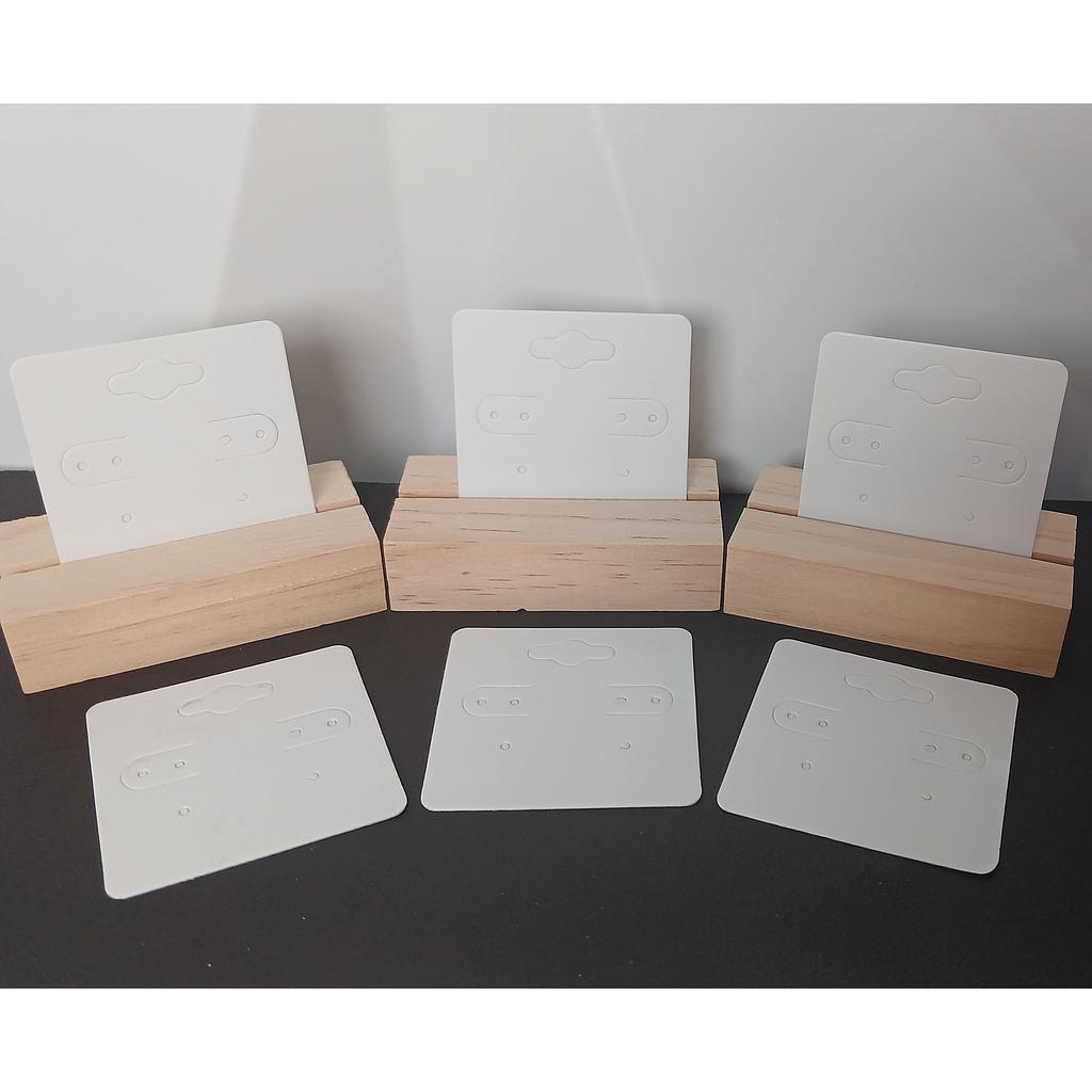 CARTON EXHIBIDOR DE ARETES 5X5CM 12PCS
