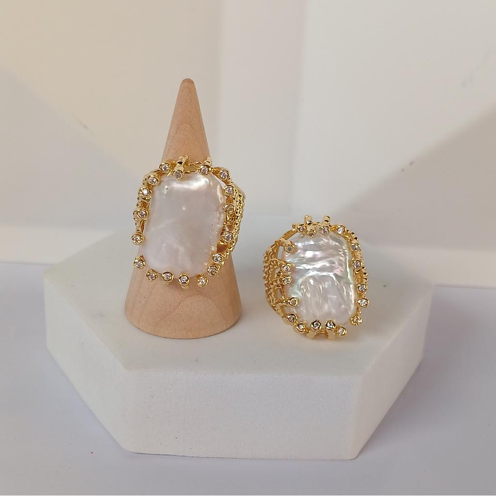 ANILLO AJUSTABLE CON PERLA DE MICROCIRCONIA