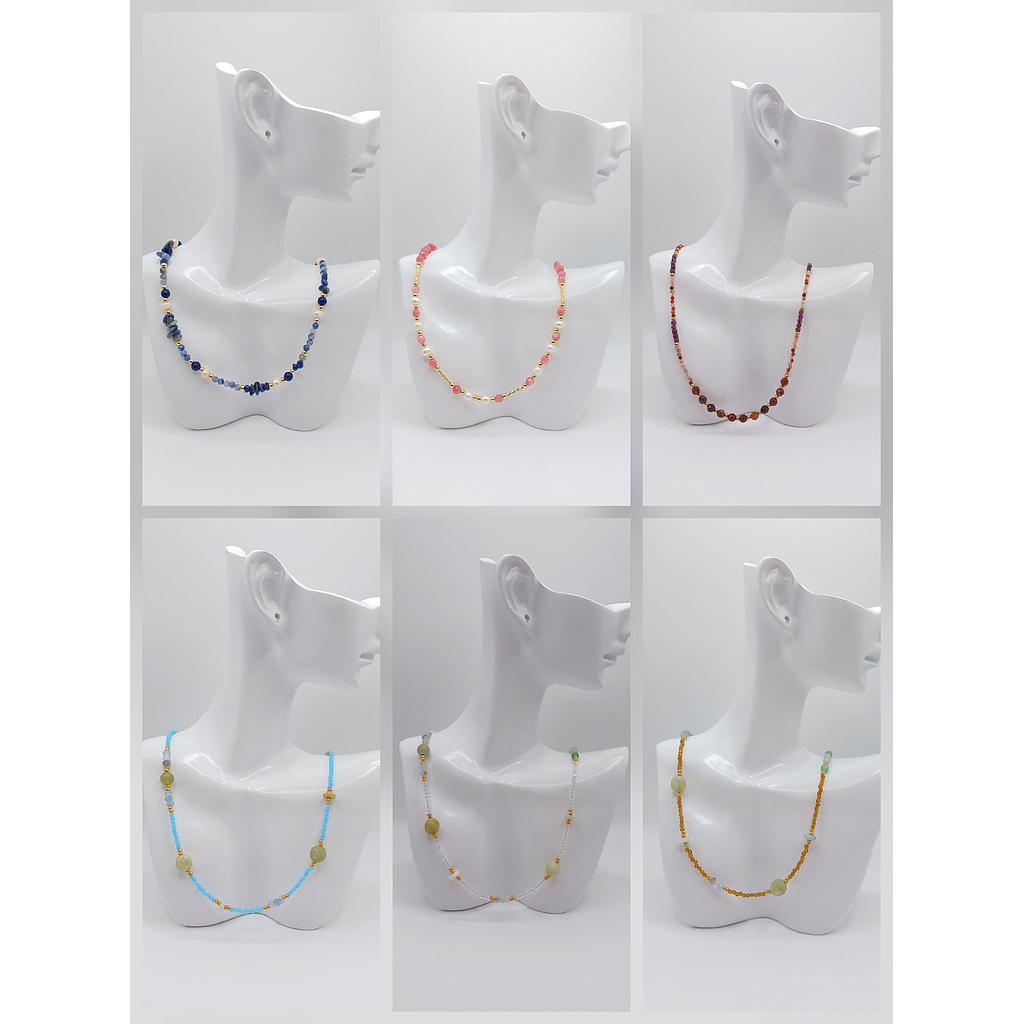 COLLARES TERMINADOS CON PIEDRAS Y CRISTALES